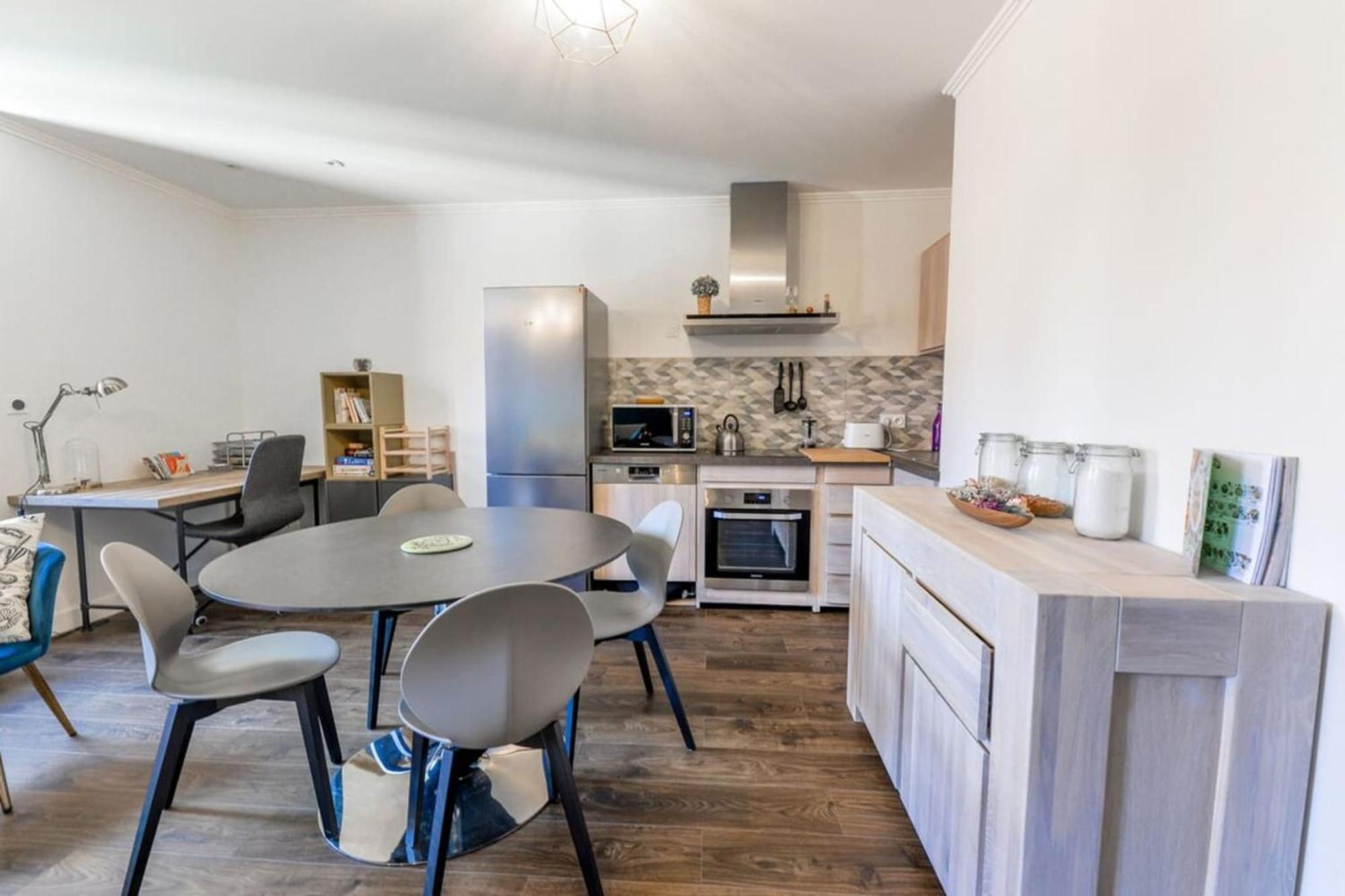 3-Star Rated Apartment In The Heart Of The Old Town With A View Annecy Extérieur photo
